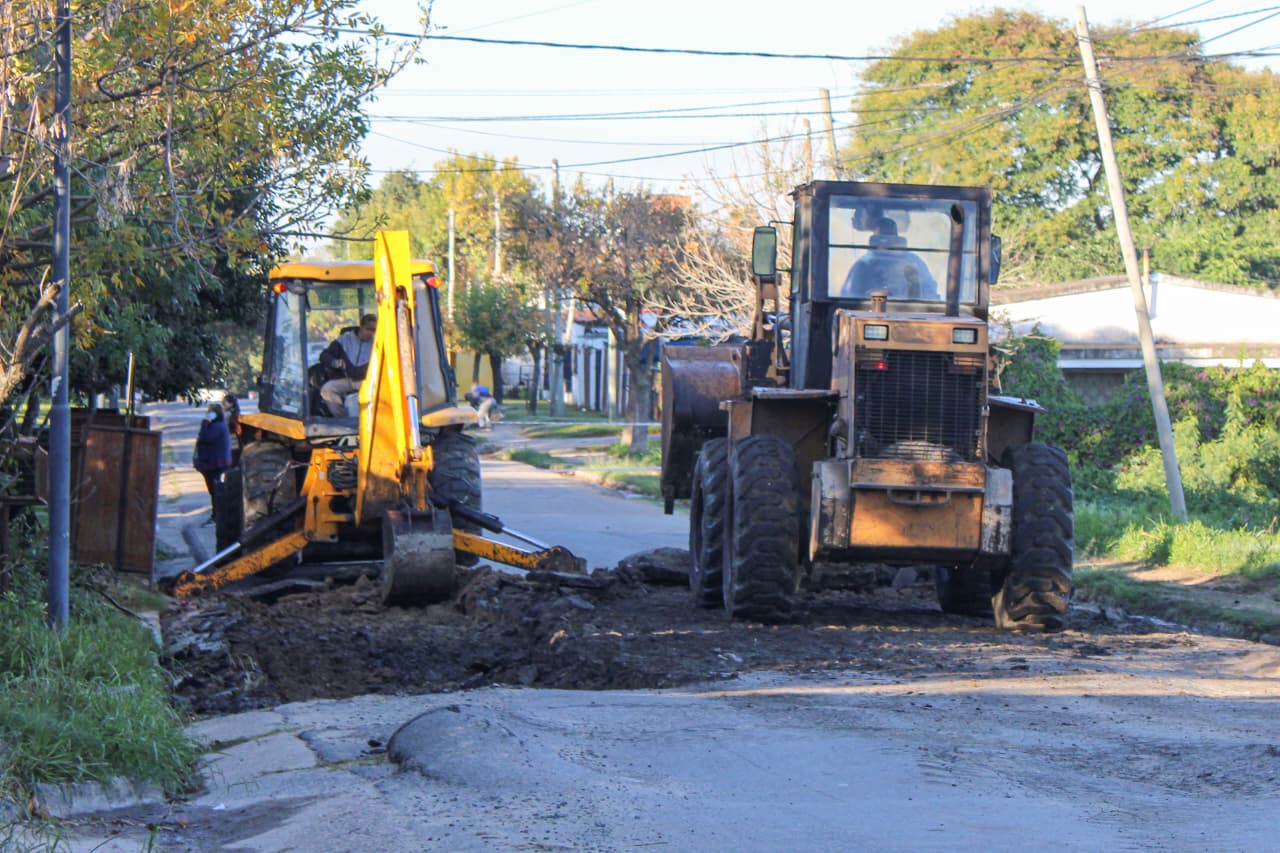 Inician trabajos de mejora en calle Pedro García en barrio Puerto Márquez